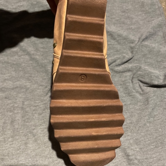 Booties - Picture 4 of 8